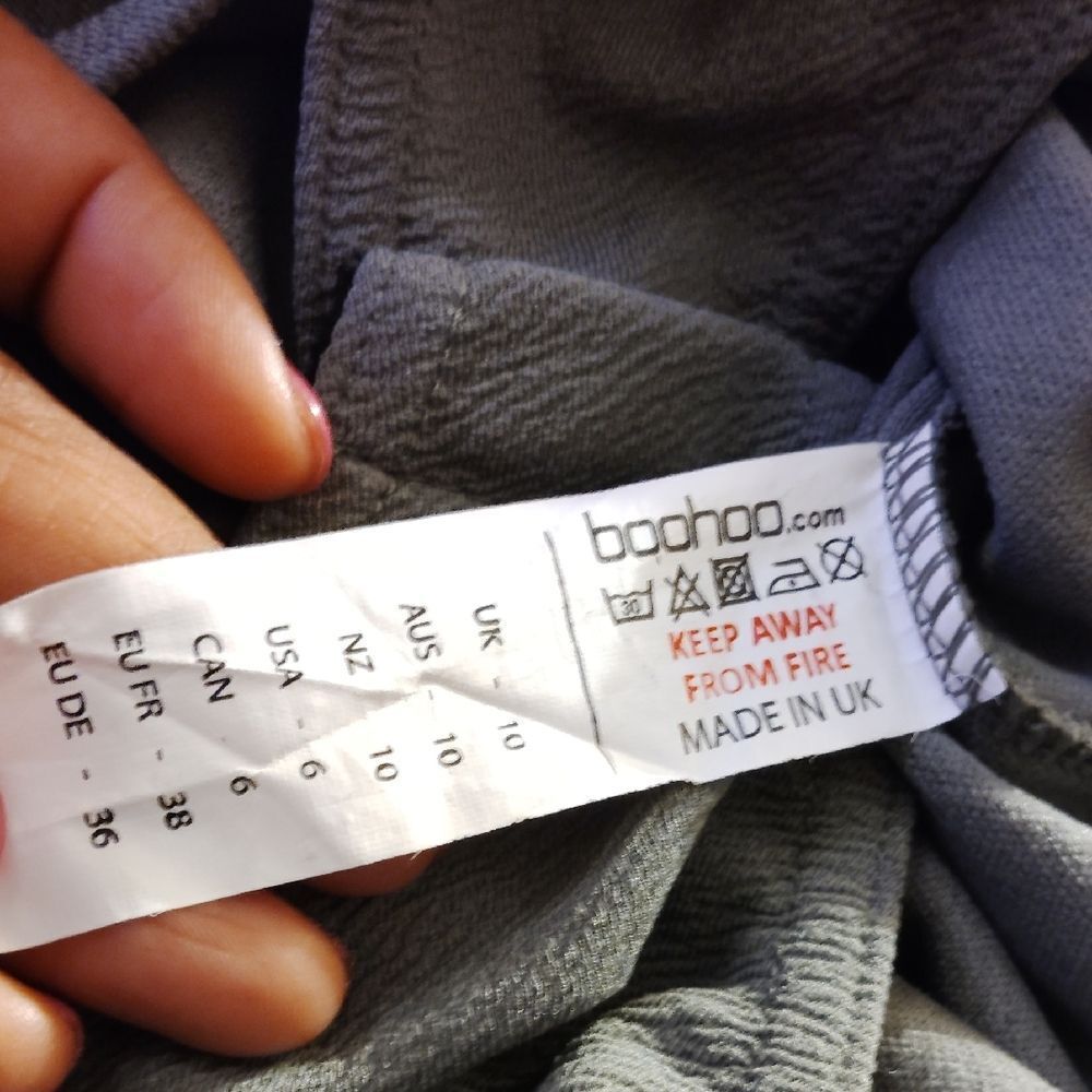 Boohoo White Bodysuit Top Classic Silhouette - Picture 2 of 3